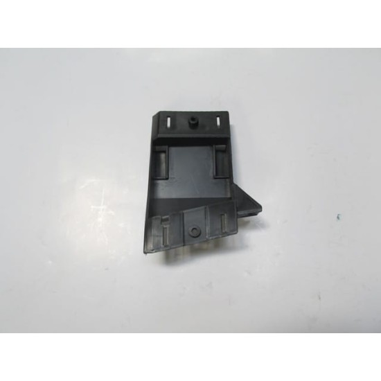 BMW 3 SERI- E36- SD/COUPE- 91/98; ÖN TAMPON İÇ BAĞLANTI BRAKETİ SAĞ (YAN KULAĞA TAKILAN)(PLASTİK)(TW - Yedek Parça | Parça Dükkanda