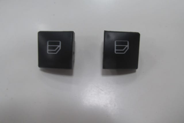 MERCEDES C CLASS- W204- 11/13; ÖN SOL KAPI SAĞ/SOL AÇMA DÜĞME BUTONU SET (2 PARÇA)