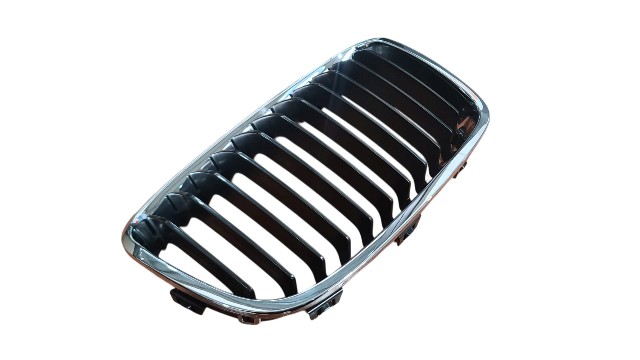 BMW 1 SERI- F20- 12/15; ÖN PANJUR SAĞ (NİKELAJ ÇERÇEVELİ) (İÇ PETEKLERİ SİYAH) (TYG)