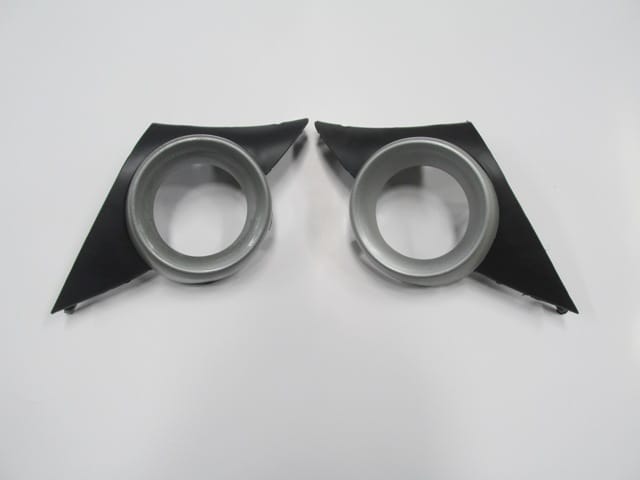 PEUGEOT 207- 06/09; SİS LAMBA KAPAĞI SAĞ/SOL SET (2 PARÇA) SİS DELİKLİ ÇERÇEVESİ GRİ PEUGEOT 207- 06/09; SİS LAMBA KAPAĞI SAĞ/SOL SET (2 PARÇA) SİS DELİKLİ ÇERÇEVESİ GRİ