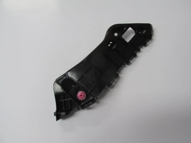 TOYOTA RAV4- 13/16; ÖN TAMPON BAĞLANTI BRAKETİ SOL (YAN KULAĞA BAĞLANAN) (TYG)