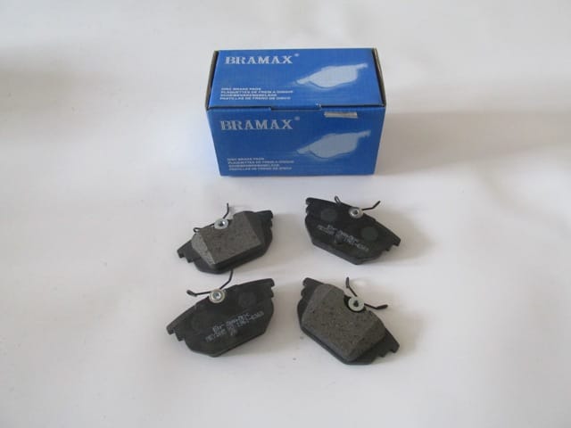 FIAT TIPO- 93/00; ARKA FREN BALATASI 1.4/1.6/2,0cc (KABLOSUZ)(DİSK)(87x44.2x14)(BRAMAX)