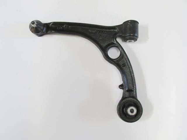 FIAT STILO- 03/06; ÖN ALT TABLA SOL ROTİLLİ/BURÇLU (SALINCAK) (12,5mm) (SH)