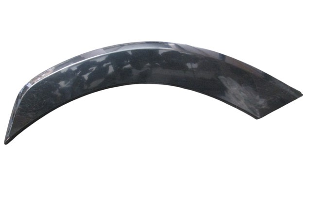 MG HS- 24/25; ARKA ÇAMURLUK DODİK PLASTİĞİ SOL PARLAK SİYAH (KAPI YANI) (TW)