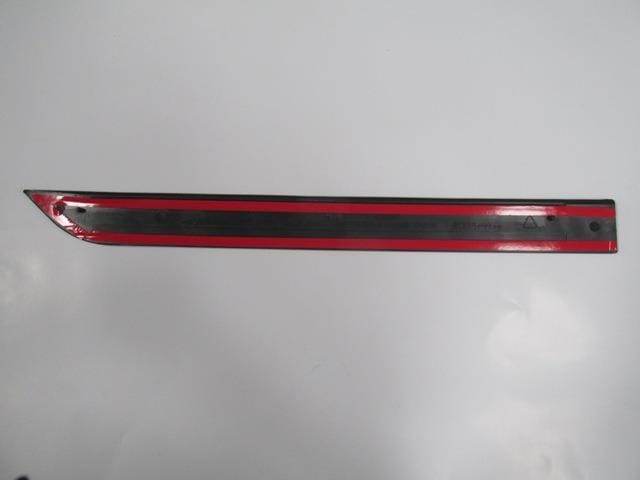 FORD FOCUS- SD/HB- 98/05; ARKA KAPI BANDI SOL SİYAH FORD FOCUS- SD/HB- 98/05; ARKA KAPI BANDI SOL SİYAH