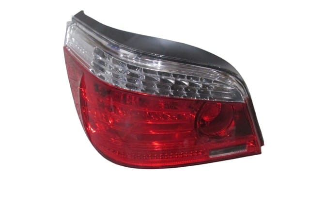 BMW 5 SERI- E60- 07/10; STOP LAMBASI SOL KIRMIZI/BEYAZ (LEDLİ/DUYLU) (M5) (E MARKLI)