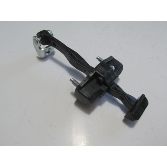 FORD FOCUS- SD/HB- 12/14; ÖN KAPI DURDURUCUSU SAĞ/SOL AYNI (ADET) (KAPI GERGİSİ) - Yedek Parça | Parça Dükkanda