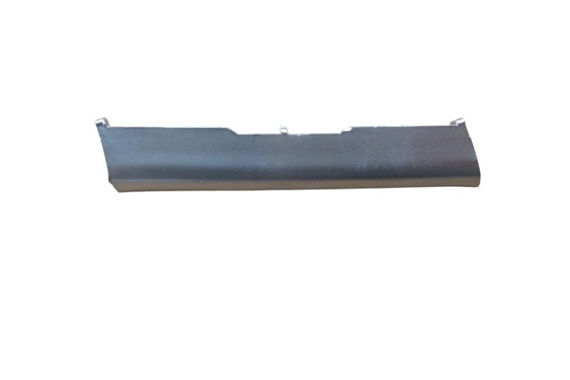BYD SEAL U- 24/25; ÖN TAMPON ÇEKİ DEMİR KAPAĞI ÇITASI (GÜMÜŞ GRİ) (TW)