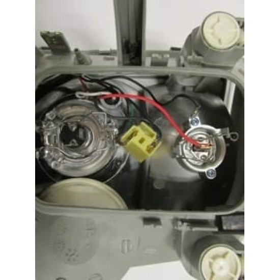 VOLKSWAGEN VOLT- LT35/LT46- 96/07; FAR LAMBASI SOL SİSLİ/VAKUMLU (H4/H1) (AYFAR) - Yedek Parça | Parça Dükkanda