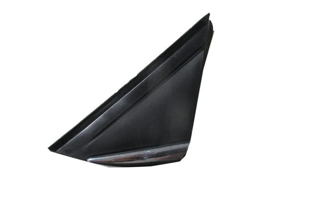 RENAULT MEGANE- 4- SD- 21/25; KAPI AYNA MUSKASI SOL (ÇAMURLUK ÜST ÜÇGEN PLASTİĞİ) (NİKELAJ ÇITALI)