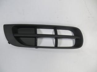 SKODA FABIA- 07/10; SİS LAMBA KAPAĞI SAĞ SİYAH (SİS DELİKSİZ) (TYG)