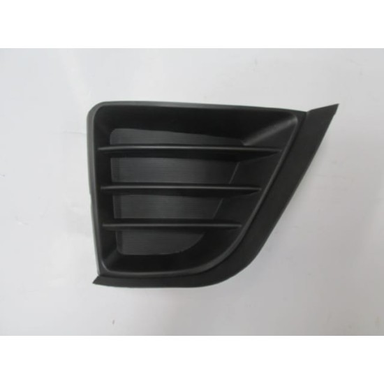 TOYOTA COROLLA- NDE180- 13/16; SİS LAMBA KAPAĞI SAĞ SİYAH (SİS DELİKSİZ) (TW) - Yedek Parça | Parça Dükkanda