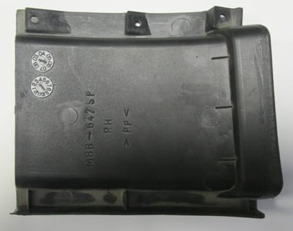 MITSUBISHI CANTER- FE515- 98/00; ÖN TAMPON YAN HAVALANDIRMA İÇ PLASTİĞİ SAĞ (511/515/519)