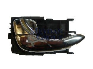 NISSAN MAXIMA- A33- 03/06; ARKA KAPI İÇ AÇMA KOLU SAĞ NİKELAJLI NISSAN MAXIMA- A33- 03/06; ARKA KAPI İÇ AÇMA KOLU SAĞ NİKELAJLI