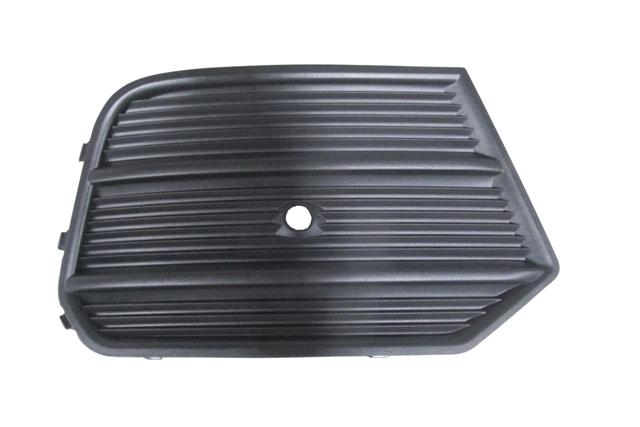 AUDI Q3- 15/18; SİS LAMBA KAPAĞI SAĞ (SENSÖR DELİKLİ) (TW)