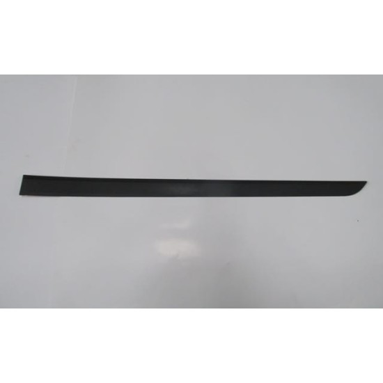 OPEL ASTRA- H- SD/HB- 04/07; ÖN KAPI BANDI SOL SİYAH