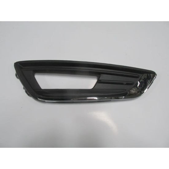 FORD FOCUS- SD/HB- 15/18; SİS LAMBA KAPAĞI SAĞ SİS DELİKLİ (NİKELAJ ÇITALI) (TW) - Yedek Parça | Parça Dükkanda