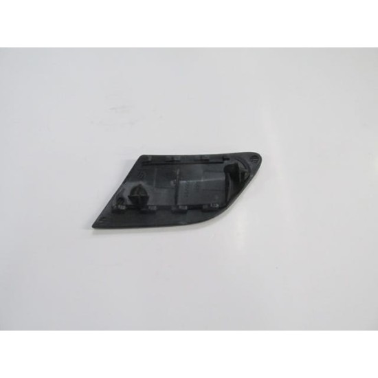 VOLKSWAGEN JETTA- 5- 06/10; ÖN TAMPON BANDI SAĞ SİYAH (FAR YIKAMA KAPAĞI) (GTI) (TW) - Yedek Parça | Parça Dükkanda