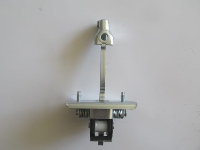 CITROEN C4- 11/17; ÖN KAPI DURDURUCUSU SAĞ/SOL AYNI (ADET) (KAPI GERGİSİ) CITROEN C4- 11/17; ÖN KAPI DURDURUCUSU SAĞ/SOL AYNI (ADET) (KAPI GERGİSİ)