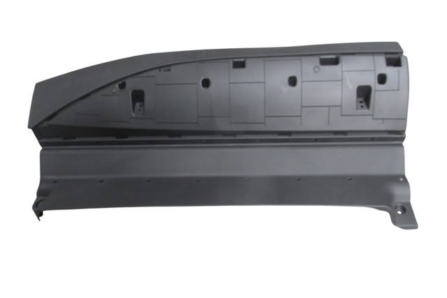 BYD ATTO 3- EV- 24/25; ÖN KAPI BANDI ALT PLASTİĞİ SAĞ (TW)