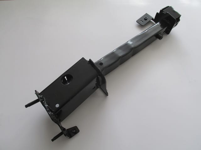 RENAULT MEGANE- 4- SD- 21/25; ŞASİ UÇ DEMİRİ KOLU SOL (BEŞİK)(MOTOR BEŞİĞİNE TAKILAN)