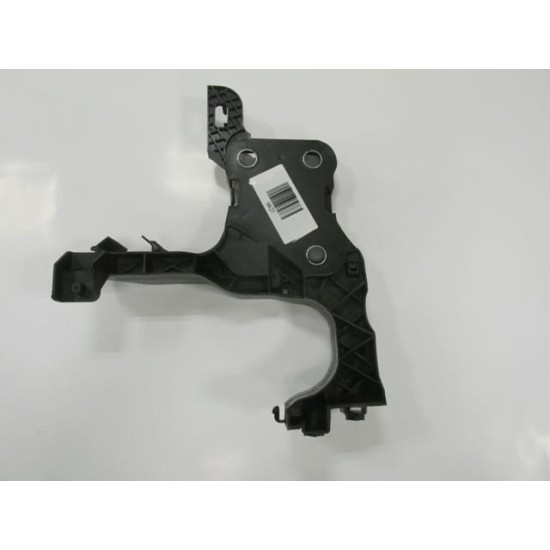 RENAULT SCENIC- 2- 03/09; ÖN PANEL YAN PARÇA SAĞ PLASTİK - Yedek Parça | Parça Dükkanda