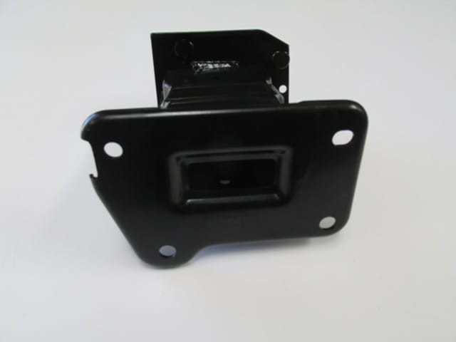 NISSAN QASHQAI- J11- 14/16; ÖN TAMPON İÇ DEMİRİ BAĞLANTI BRAKETİ SOL (EAGLE BODY)