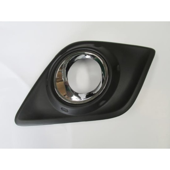 TOYOTA HILUX- PICK UP- 15/19; SİS LAMBA KAPAĞI SOL SİS DELİKLİ (SİS YUVASI NİKELAJLI) (CASP) - Yedek Parça | Parça Dükkanda