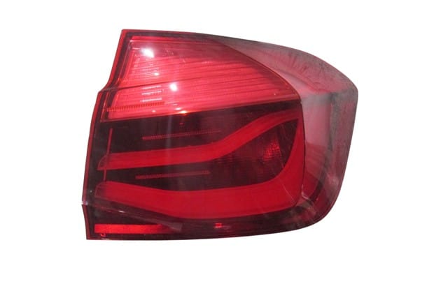 BMW 3 SERI- F30- 15/18; DIŞ STOP LAMBASI SAĞ KIRMIZI (LEDLİ) (E MARKLI)