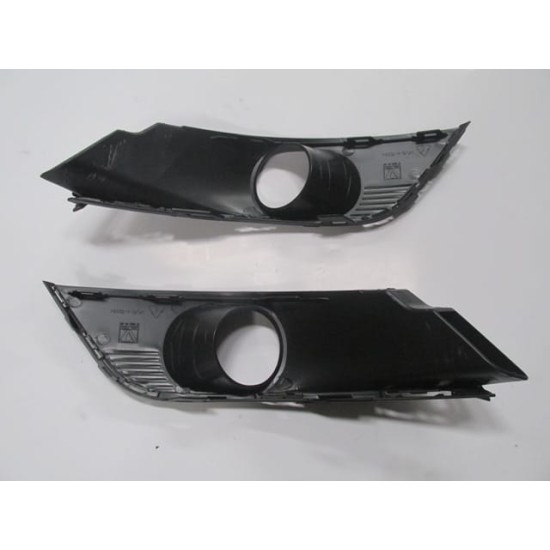 RENAULT MEGANE- 4- SD/HB- 16/20; SİS LAMBA KAPAĞI SAĞ/SOL SET (2 PARÇA) SİS DELİKLİ - Yedek Parça | Parça Dükkanda
