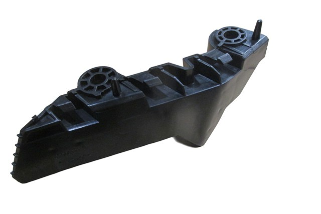 MG MG4- 22/23; ÖN TAMPON BAĞLANTI BRAKETİ SOL (TW)