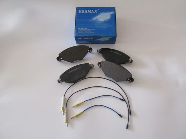 CITROEN C5- 01/05; ÖN FREN BALATASI 1,6HDI/1,8/2,0/2,0HDI (4 KABLOLU)(DİSK) (148,7X61X17) (BRAMA