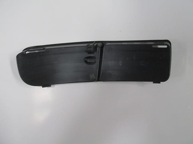VOLKSWAGEN POLO- 3- 95/99; SİS LAMBA KAPAĞI SOL SİS DELİKSİZ VOLKSWAGEN POLO- 3- 95/99; SİS LAMBA KAPAĞI SOL SİS DELİKSİZ