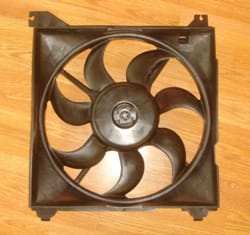 HYUNDAI SANTA FE- 01/05; RADYATÖR FAN DAVLUMBAZI KOMPLE (2.0CRDI/2.4 16V/2.7 V6) (7 KANAT) (TYG)