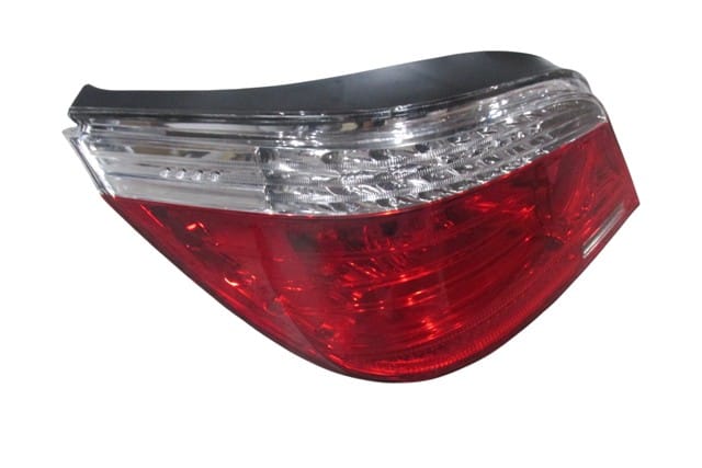 BMW 5 SERI- E60- 07/10; STOP LAMBASI SOL KIRMIZI/BEYAZ (LEDLİ/DUYLU) (M5) (E MARKLI)
