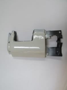 ISUZU NKR- 90/97; FAR ÇERÇEVESİ SOL BEYAZ (TW)