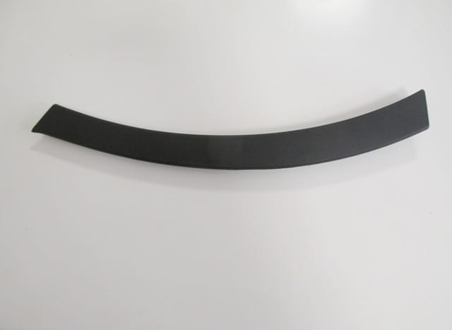TOYOTA RAV4- 13/16; ÖN TAMPON DODİK PLASTİĞİ SAĞ SİYAH (TYG)