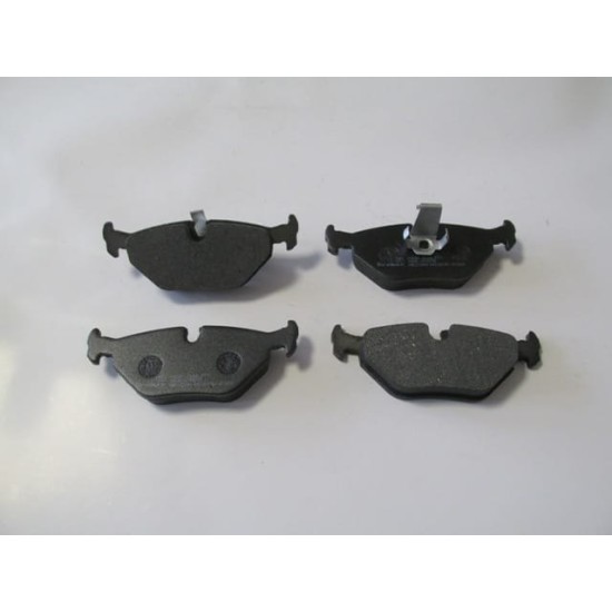 BMW 5 SERI- E39- 01/03; ARKA FREN BALATASI (KABLOSUZ)(DİSK) (121,9X45X16,5/123,1X45X16,5)(BRAMAX) - Yedek Parça | Parça Dükkanda