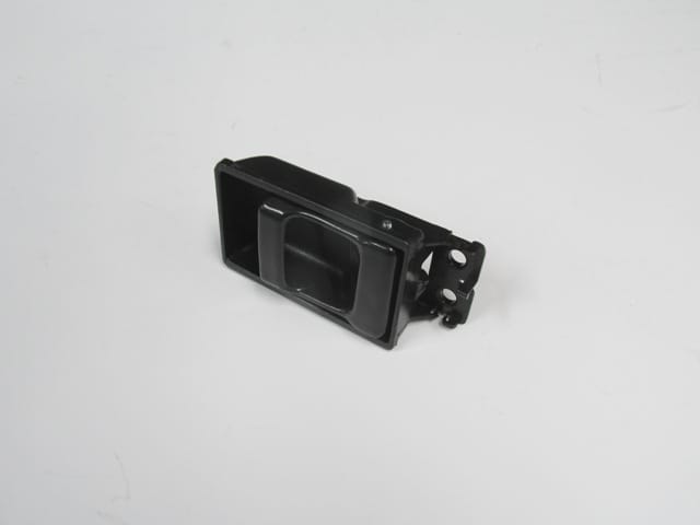 NISSAN PICK UP- D21- 89/97; ÖN KAPI İÇ AÇMA KOLU SAĞ/SOL AYNI (ADET) SİYAH (TYG) NISSAN PICK UP- D21- 89/97; ÖN KAPI İÇ AÇMA KOLU SAĞ/SOL AYNI (ADET) SİYAH (TYG)