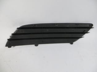 OPEL ASTRA- H- HB- 04/07; SİS LAMBA KAPAĞI SAĞ SİS DELİKSİZ