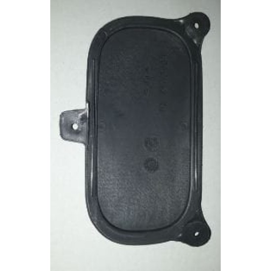MITSUBISHI CANTER- FE515- 98/00; SİS LAMBA KAPAĞI DELİKSİZ SAĞ (511/515/519) - Yedek Parça | Parça Dükkanda