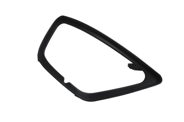 FORD FOCUS- SD/HB- 02/05; SİS LAMBA KAPAĞI SAĞ SİYAH SİS DELİKLİ FORD FOCUS- SD/HB- 02/05; SİS LAMBA KAPAĞI SAĞ SİYAH SİS DELİKLİ