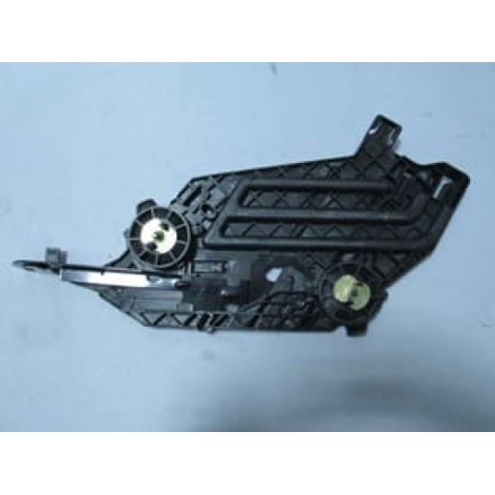 SKODA OCTAVIA- 10/12; FAR ALT BAĞLANTI BRAKETİ SOL (FAR ALT TAŞIYICISI/YIKAMASIZ) PLASTİK (TW-Y) - Yedek Parça | Parça Dükkanda
