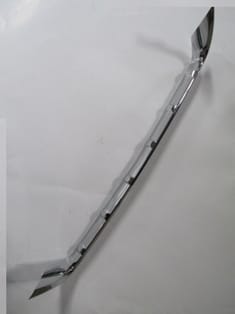 JEEP CHEROKEE- GRAND- 06/08; ÖN TAMPON PANJURU DIŞ ÇERÇEVESİ NİKELAJLI (TYG)