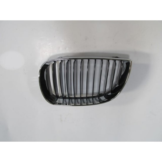 BMW 1 SERI- E87- 04/08; ÖN PANJUR SOL SİYAH/NİKELAJ ÇERÇEVELİ (TYG) - Yedek Parça | Parça Dükkanda