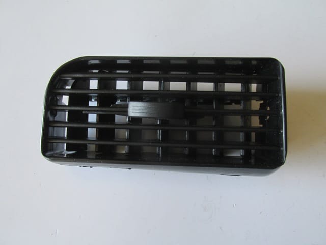 FIAT GRANDE PUNTO- 06/12; ÖN GÖGÜS ORTA ÜFLEME PETEGI SOL (DIFIZÖR)