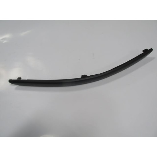 FORD FOCUS- SD/HB- 02/05; ÖN TAMPON BANDI SAĞ SİYAH (TÜV) (EUROBUMP) FORD FOCUS- SD/HB- 02/05; ÖN TAMPON BANDI SAĞ SİYAH (TÜV) (EUROBUMP)