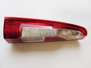 RENAULT MASTER- 3- 11/19; STOP LAMBASI SOL KIRMIZI/BEYAZ DUYSUZ (MARS) (E MARKLI)