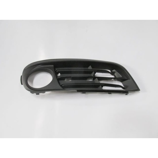 BMW 5 SERI- F10- 13/16; SİS LAMBA KAPAĞI SAĞ SİS DELİKLİ (PREMİUM/COMFORT)(TW) - Yedek Parça | Parça Dükkanda