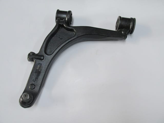 OPEL MOVANO- 99/03; ÖN ALT TABLA SOL ROTİLLİ/BURÇLU (SALINCAK) (22mm) (SH)
